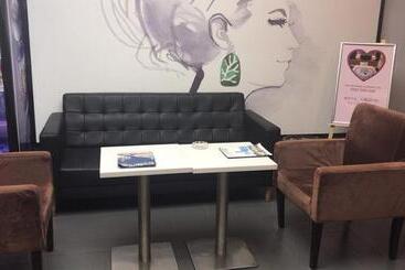 هتل 7days Premium Luoyang Peony Park Shanghai Market Branch