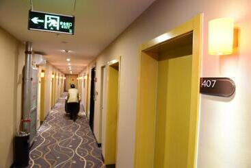 هتل 7days Premium Luoyang Peony Park Shanghai Market Branch