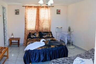 هتل Havana Beautiful Rooms