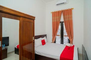 هتل Reddoorz Syariah @ Jalan Tingang Palangkaraya