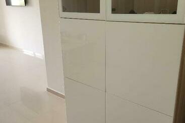 Appartement Avec Piscine à Saidia Climatisation Et Wifi