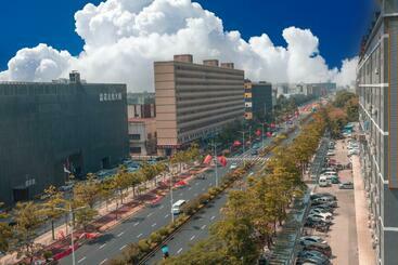 هتل Shenzhen World Exhibition&convention Center Bao An Airport Esther