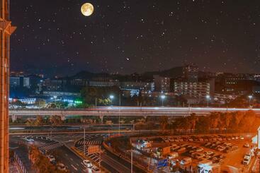 هتل Shenzhen World Exhibition&convention Center Bao An Airport Esther