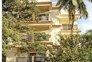 Blue Door Hotel Morjim