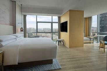 هتل Courtyard By Marriott Foshan Gaoming