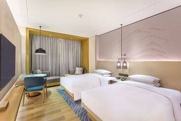 هتل Courtyard By Marriott Foshan Gaoming