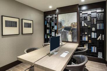Hotel Fairfield Inn & Suites By Marriott Boston Logan Airport/chelsea