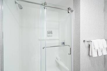 هتل Fairfield Inn & Suites By Marriott Boston Logan Airport/chelsea