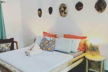 پانسیون Olamanga Beach Villa Adults Only