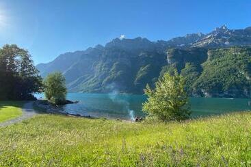 Maisonette Im Penthouse Stil Ca 145m2 Mit Viel Privatsphäre   Direkt Am Walensee Mit Badestrand