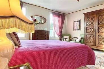 تختخواب و صبحانه Auberge La Maison B