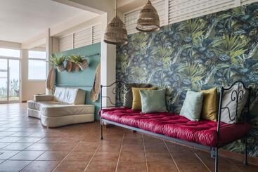 هتل Casas Do Salao By Madeira Sun Travel