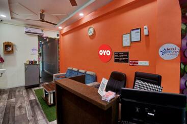 هتل Oyo 92781 Blue Star