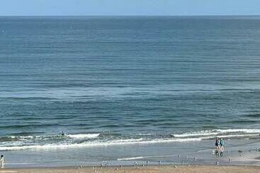 מלון דירות Oceanside Escape