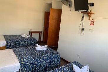پانسیون Hostal El Amigo