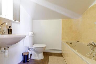 پانسیون Chambre Griffoul   Hypercentre   Gaillac