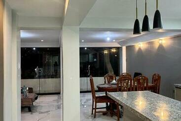 Slaviero Home Ii, Cuzco, Perú - San Jerónimo