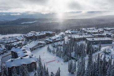 Trapper S Lodge   4 Bd Wgreat View, Private Hot Tub