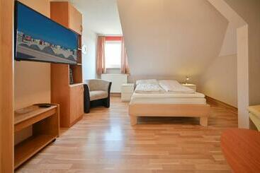 شقق خاصة سياحية Fewo Frauke Nr6   Kemnitz