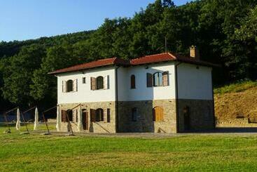 هتل Agriturismo Terramia