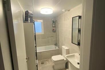 New 3 Bed Apartment Estepona Town With Pool
