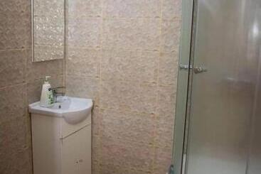 پانسیون Cabana Ancuța