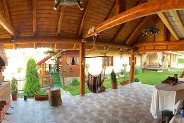پانسیون Cabana Ancuța