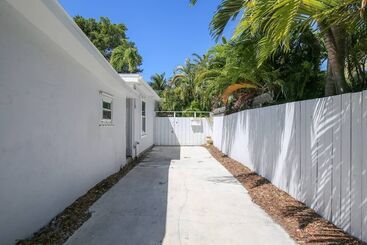 Flaglers Oasis By Avantstay Private Pool In Key West Month Long Stays Only