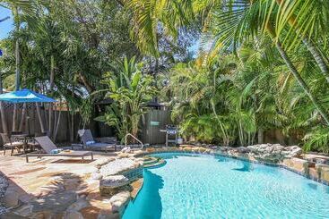 Flaglers Oasis By Avantstay Private Pool In Key West Month Long Stays Only