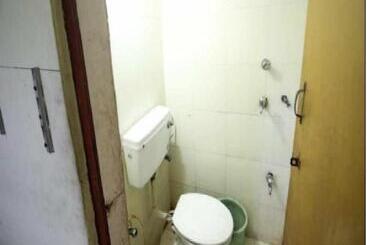 هتل New Agra Guest House By Wb Inn