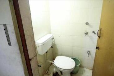 هتل New Agra Guest House By Wb Inn