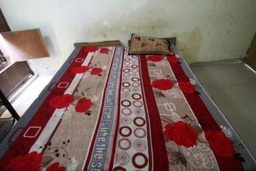 هتل New Agra Guest House By Wb Inn