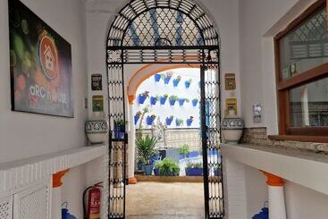 پانسیون Arc House Mezquita   Only Adults