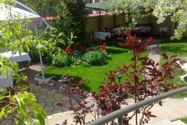 Family Hotel Sonata