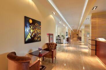 Apart Hotel Golden Line