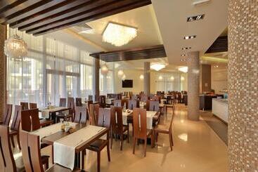 Apart Hotel Golden Line