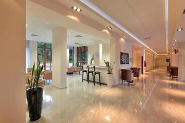 Apart Hotel Golden Line