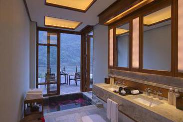Brilliant Resort And Spa Chongqing