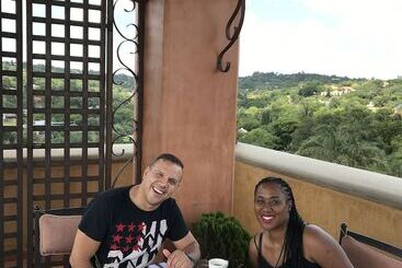 هتل Castello Di Monte