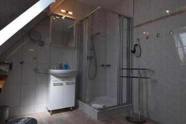 호텔 Ferienwohnung Und Appartementvermietung Haus Kaiser