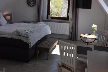 호텔 Ferienwohnung Und Appartementvermietung Haus Kaiser