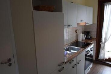 호텔 Ferienwohnung Und Appartementvermietung Haus Kaiser