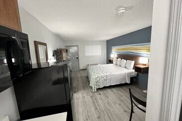 هتل Hometowne Studios By Red Roof Florence, Ky Cincinnati Airport