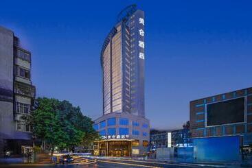 هتل Gloria Plaza Wanzhou