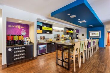 هتل Home2 Suites By Hilton Fargo, Nd