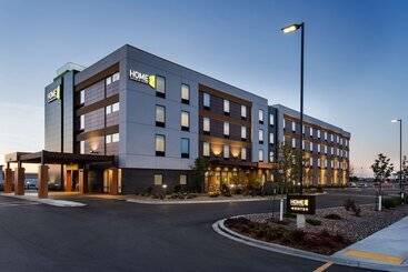 هتل Home2 Suites By Hilton Fargo, Nd