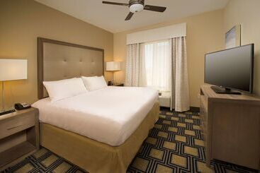 هتل Homewood Suites By Hilton Midland, Tx