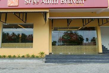 هتل Comorin Grand