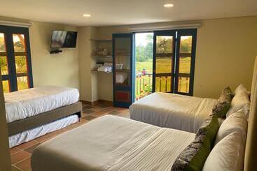 Ayenda Hotel Bambu Guatape