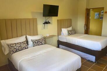 Ayenda Hotel Bambu Guatape